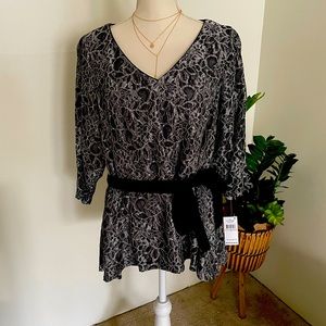 Black pretty print dress shirt